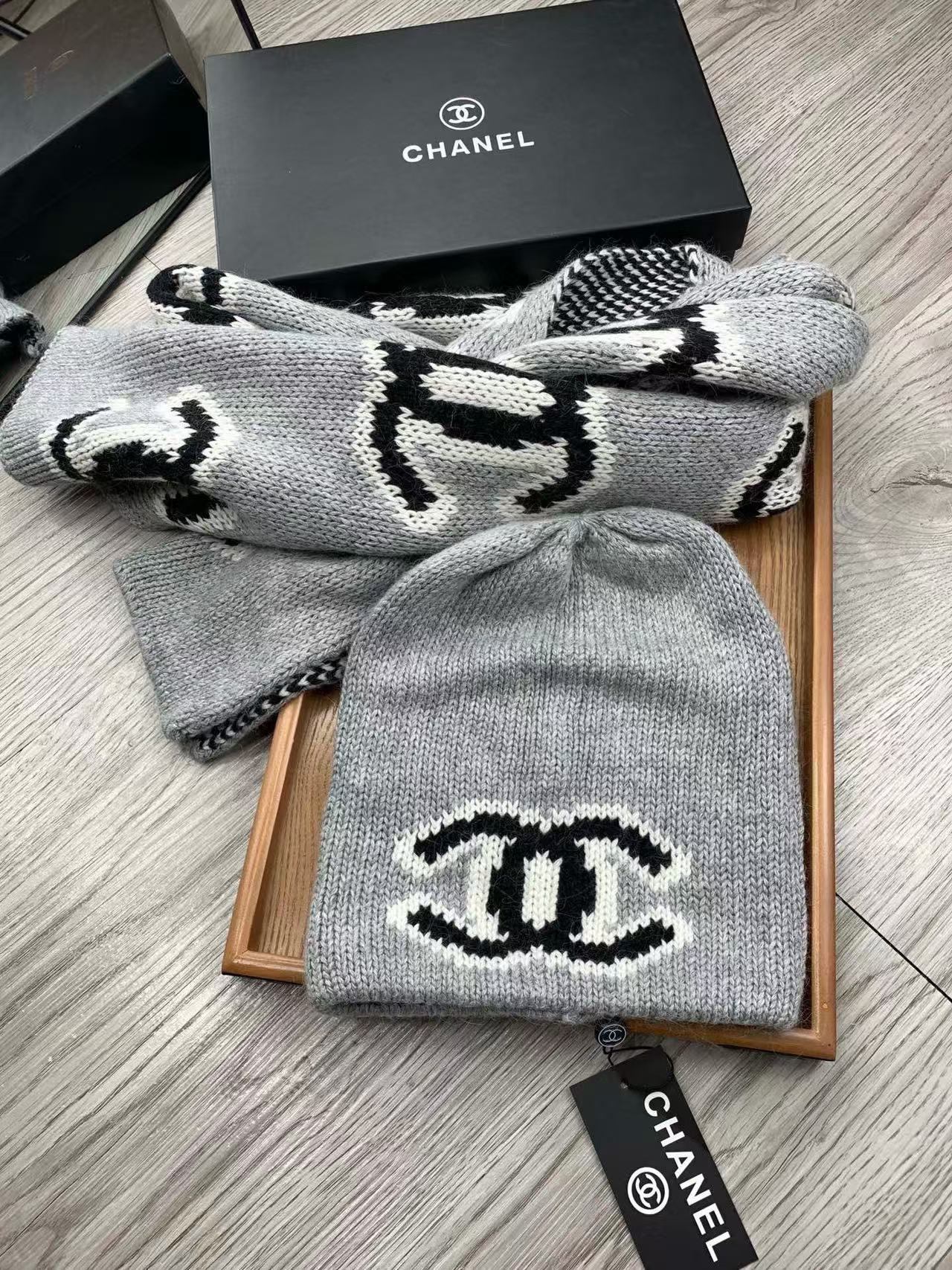 CHANE1 ダブルC ラージロゴハット+スカーフ2点セット【50％割引+送料無料】