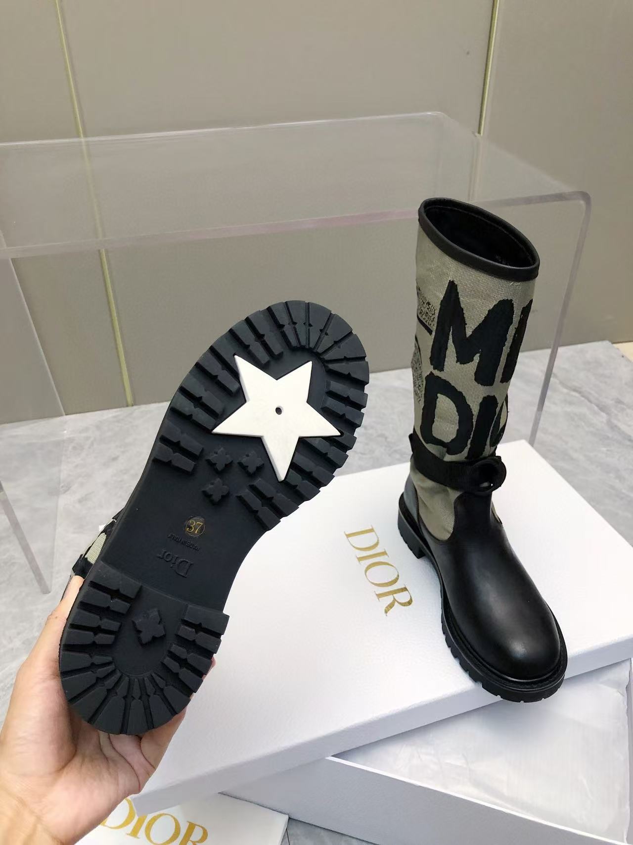 DI0R 高品質グラフィティ レタリング ブーツ【50％割引+送料無料】