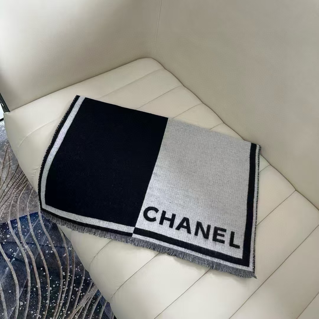 CHANE1 高品質黒と白の配色カシミヤ スカーフ【50％割引+送料無料】
