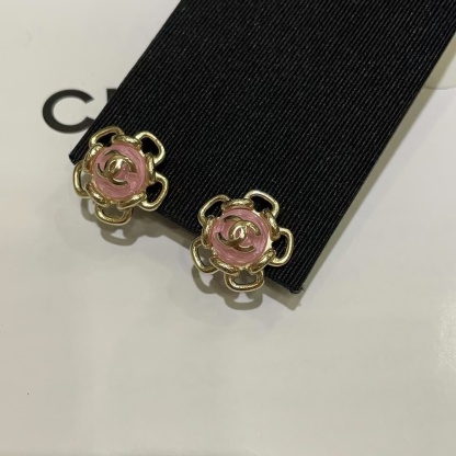 CHANE1 ピンク ダブル C ロゴ イヤリング【50％割引+送料無料】