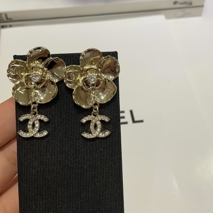 CHANE1 ラインストーン カメリア ダブルCロゴ ピアス【50％割引+送料無料】