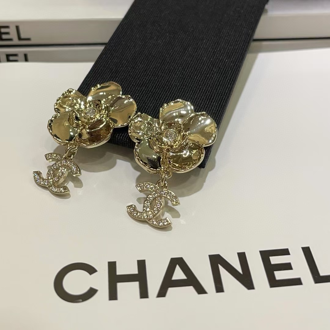 CHANE1 ラインストーン カメリア ダブルCロゴ ピアス【50％割引+送料無料】