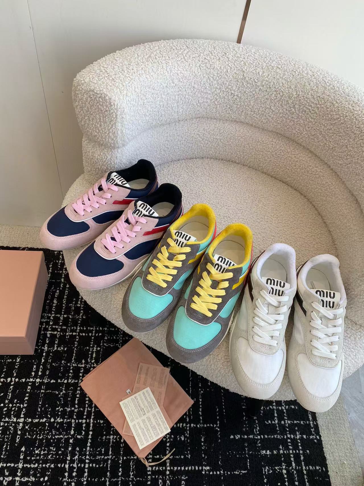 M1UM1U カラフルなレースアップカジュアルシューズ【50％割引+送料無料】