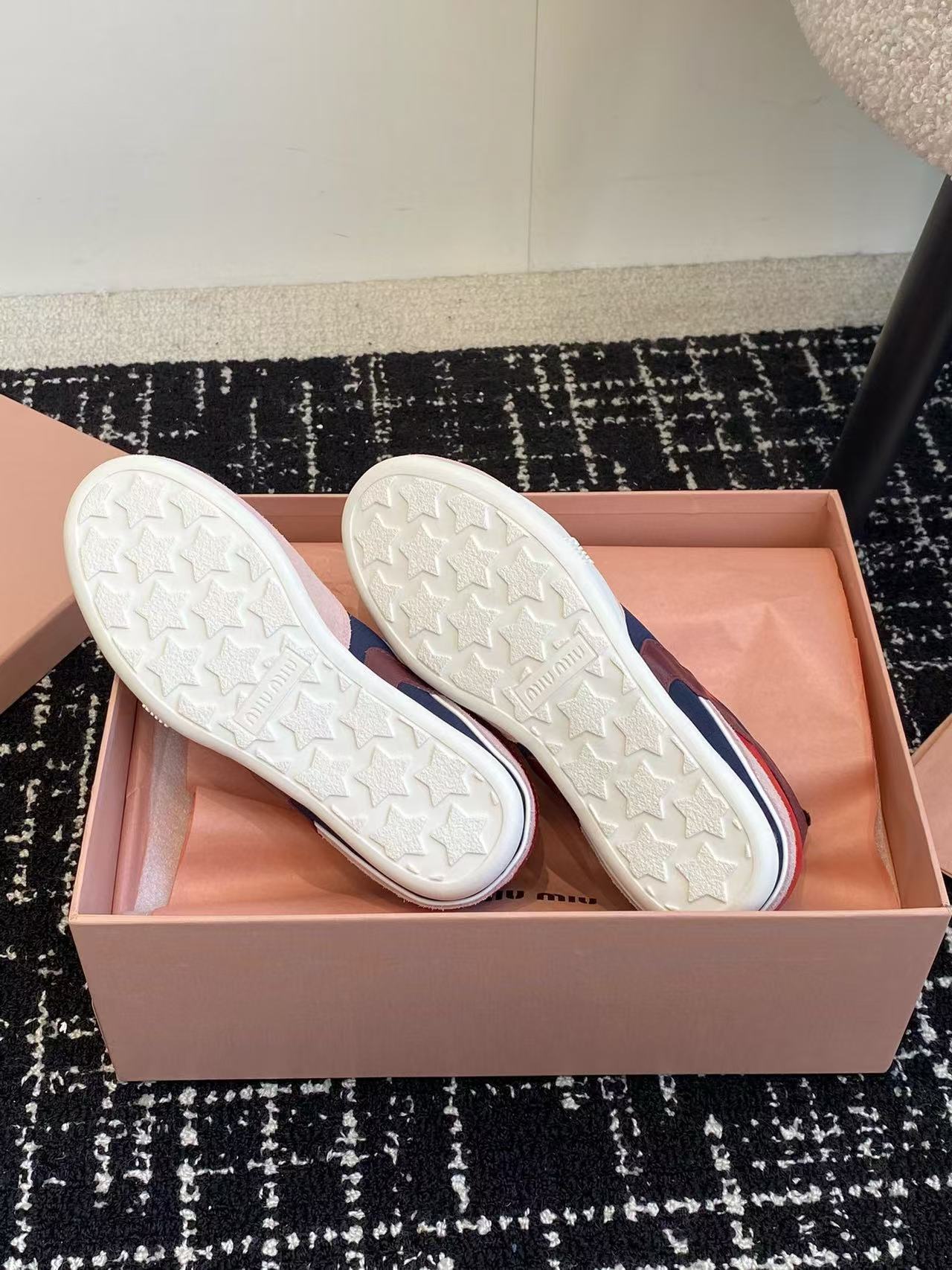 M1UM1U カラフルなレースアップカジュアルシューズ【50％割引+送料無料】