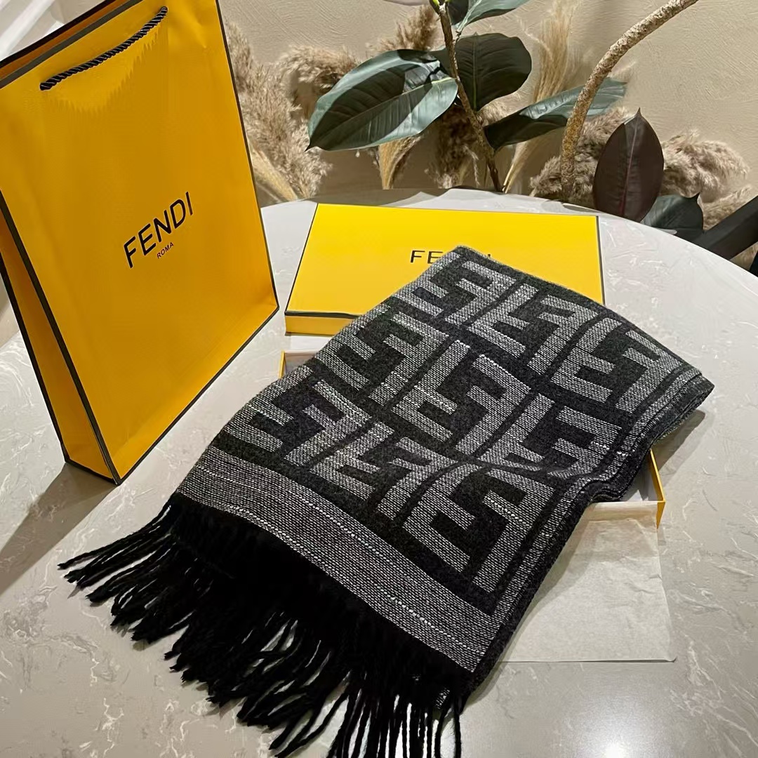 FEND1FF タッセルカシミヤスカーフ【50％割引+送料無料】