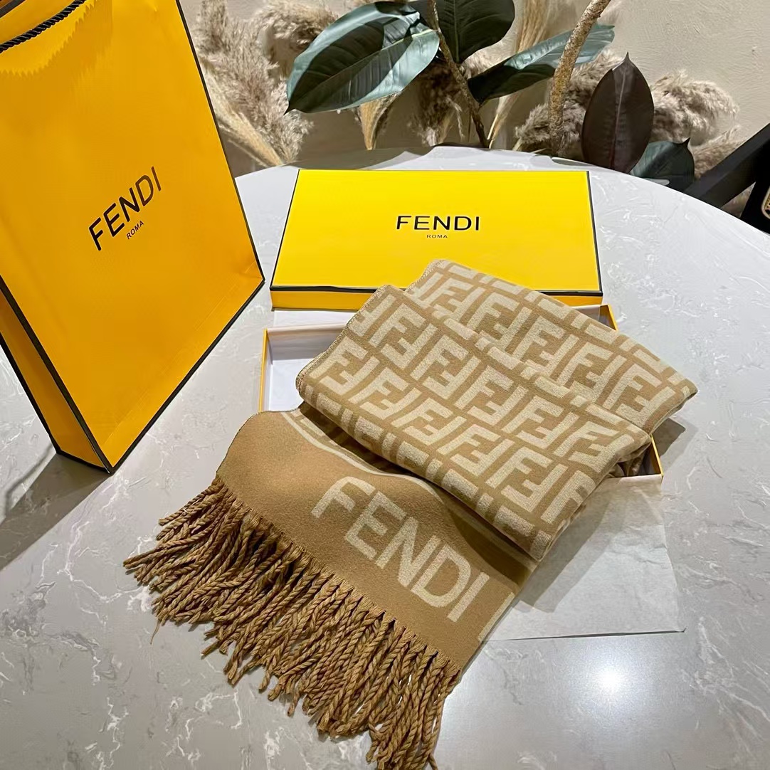 FEND1FF タッセルカシミヤスカーフ【50％割引+送料無料】