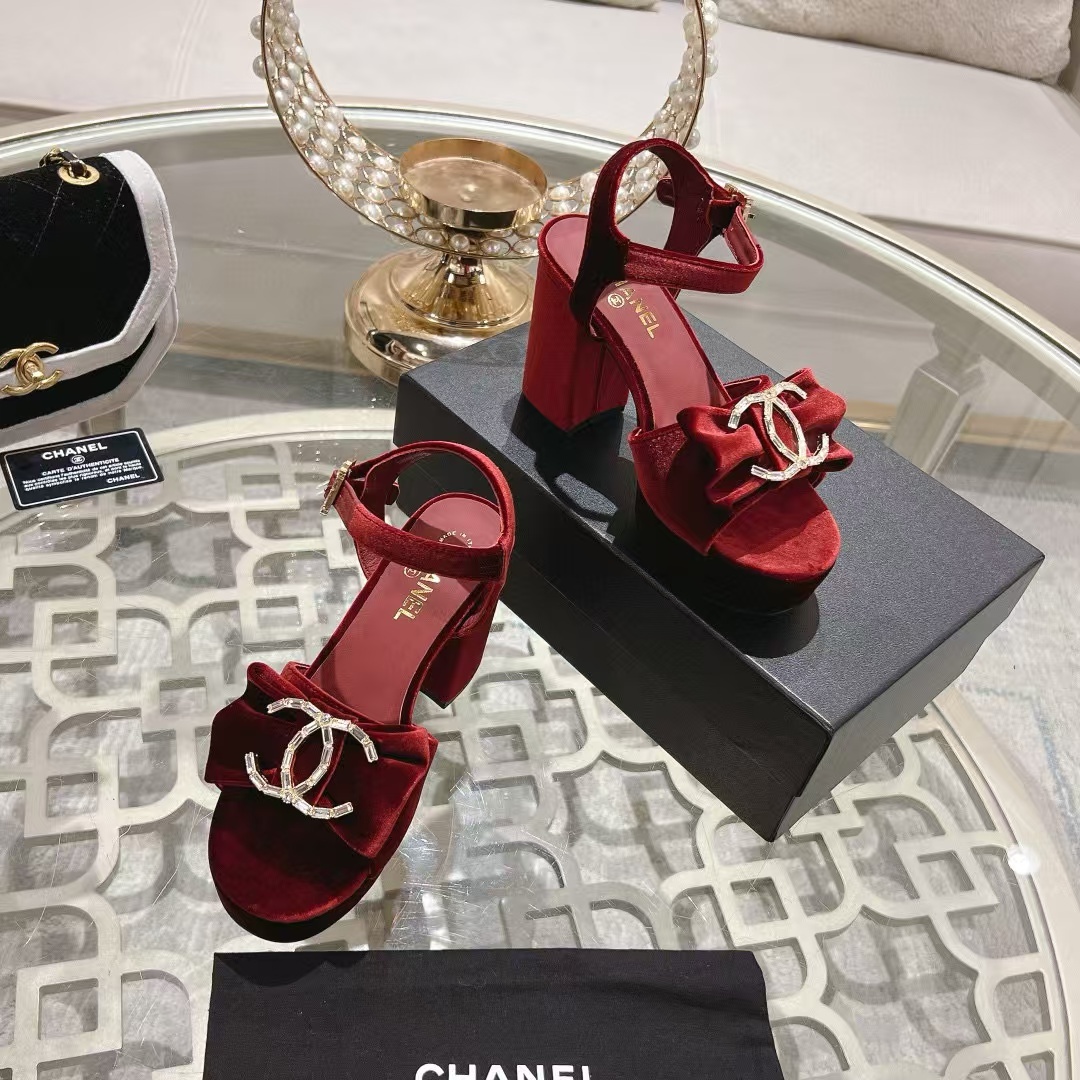 CHANE1 高品質ダブルCロゴベルベット太ヒールサンダル【50％割引+送料無料】