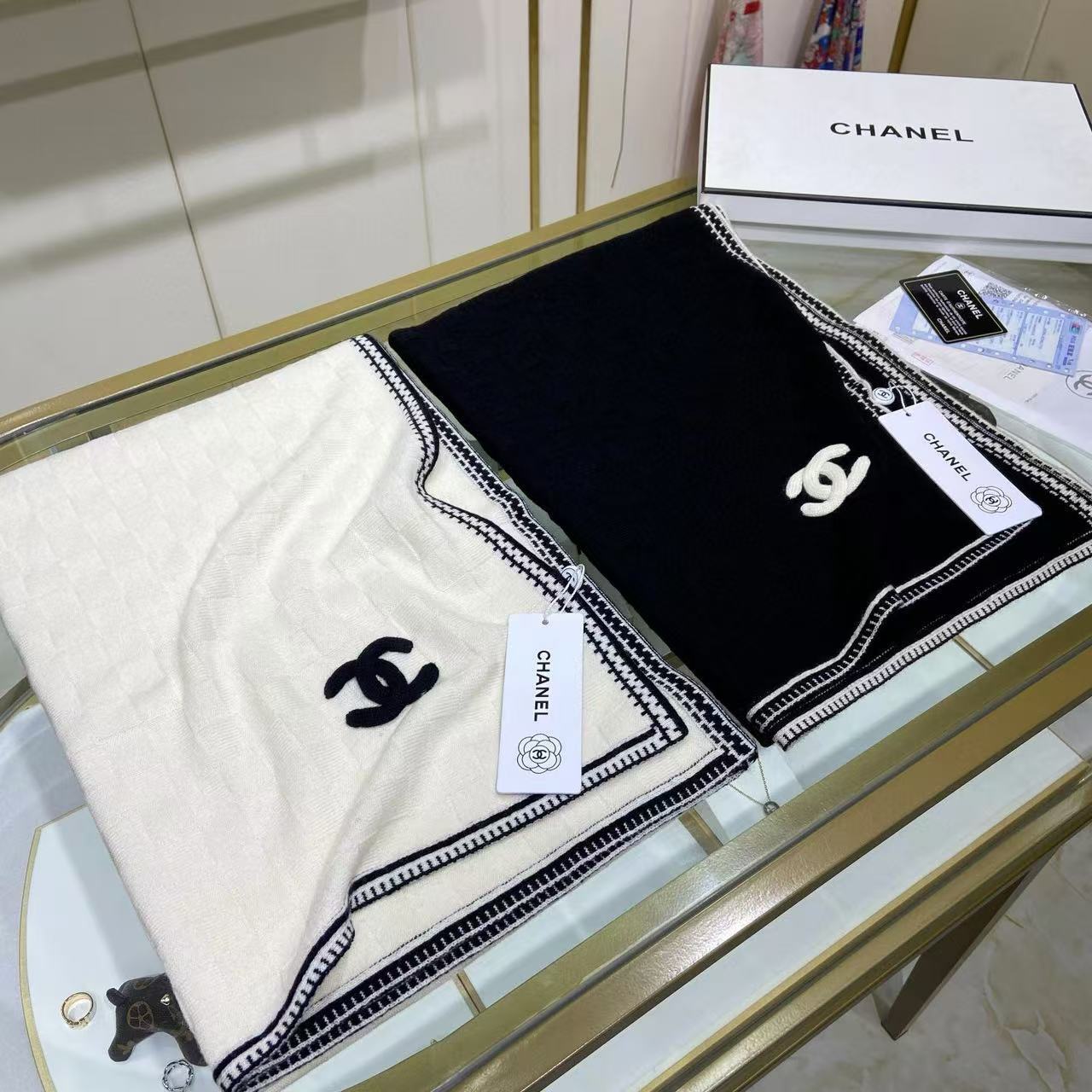 CHANE1 チェッカーボード ウール ショール【50％割引+送料無料】