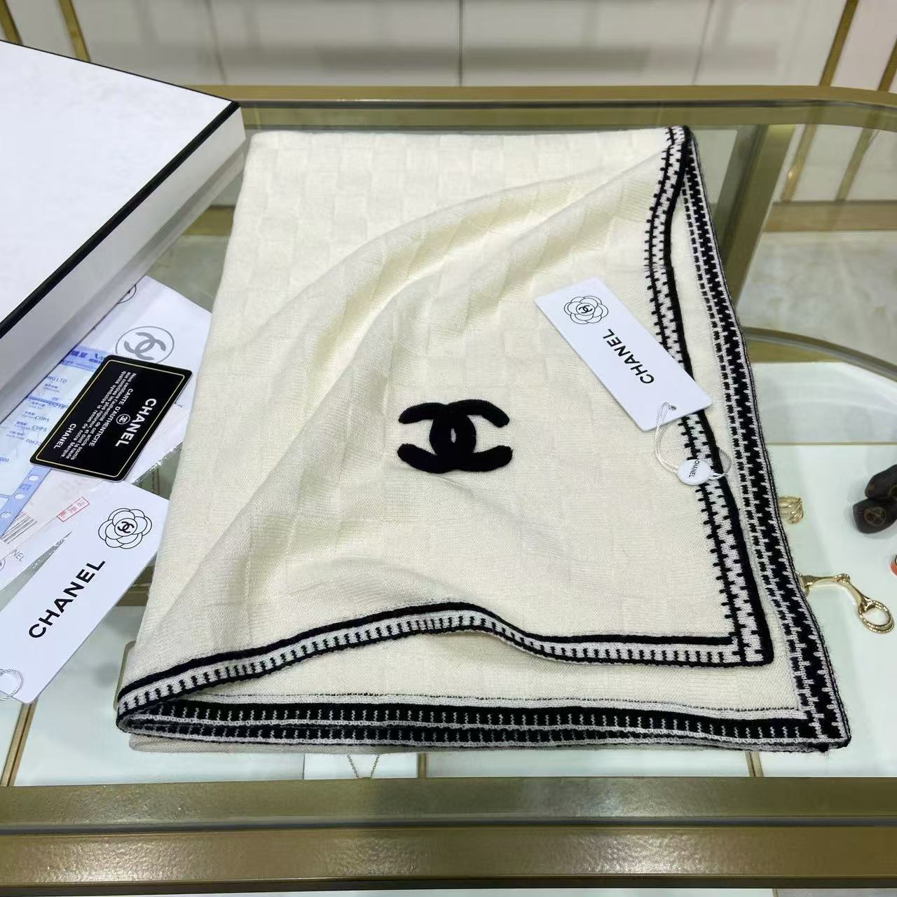 CHANE1 チェッカーボード ウール ショール【50％割引+送料無料】