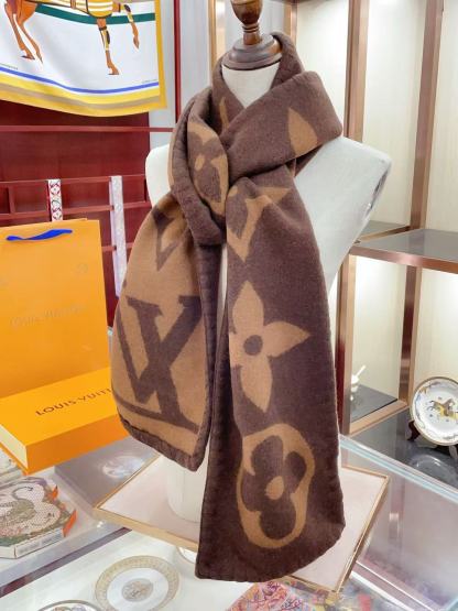 LV 四つ葉のクローバー ウールスカーフ【50％割引+送料無料】