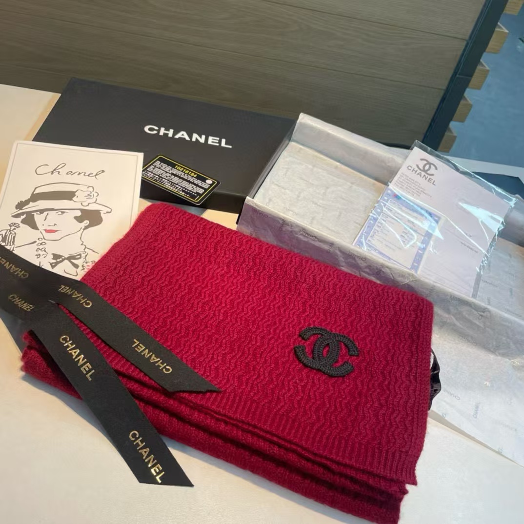 CHANE1 レッド ダブル C ロゴ ウール スカーフ【50％割引+送料無料】