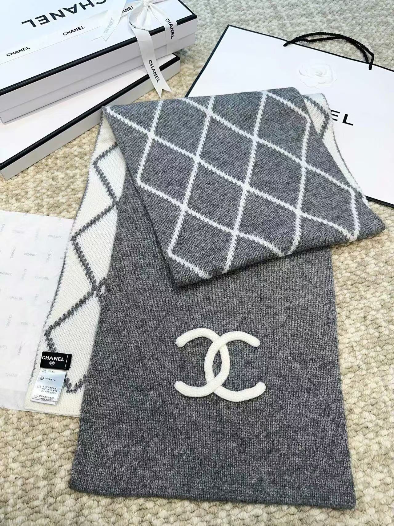 CHANE1 チェッカーボード カシミア スカーフ【50％割引+送料無料】