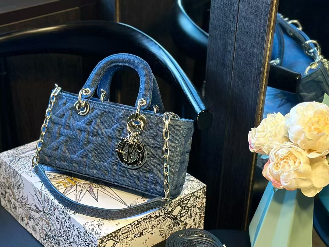 DI0R ladyデニムハンドバッグ【50％割引+送料無料】