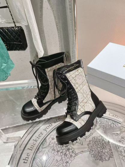 DI0R 高品質レースアップブーツ【50％割引+送料無料】