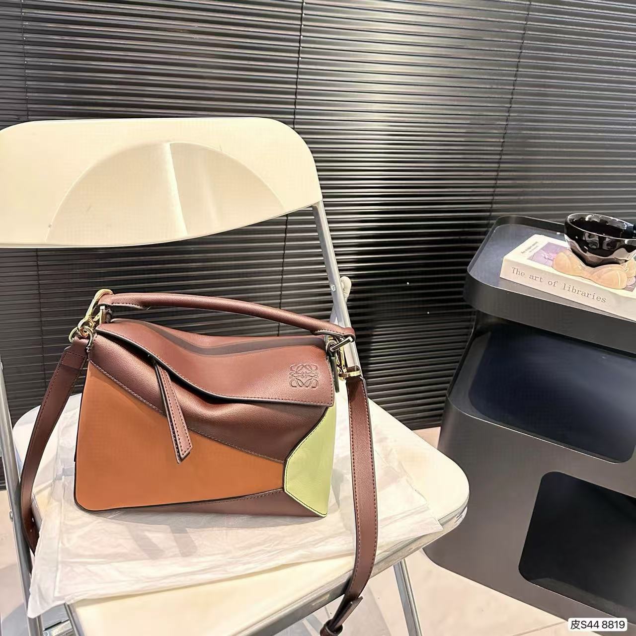 L0WEW カラーブロックトートバッグ【50％割引+送料無料】