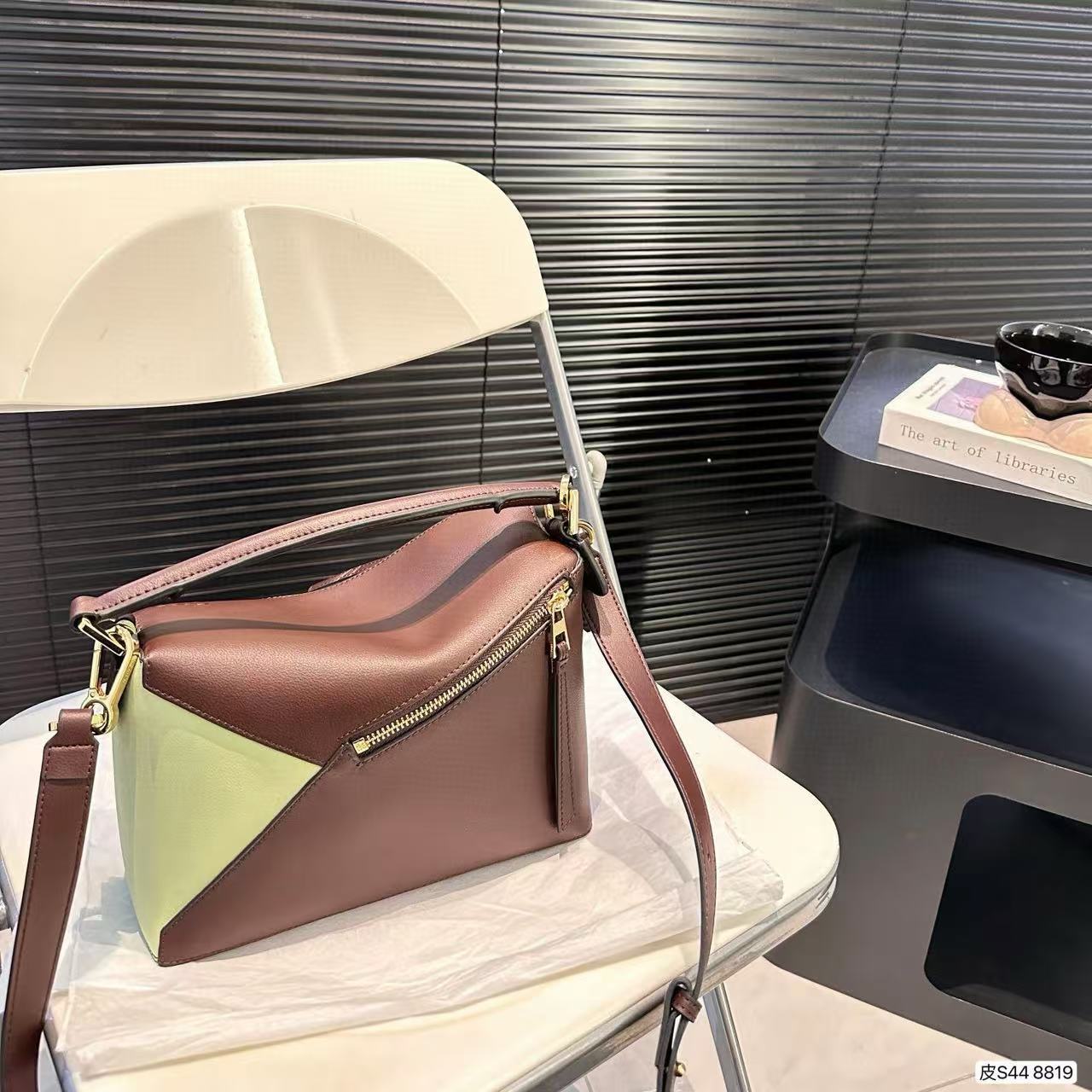 L0WEW カラーブロックトートバッグ【50％割引+送料無料】