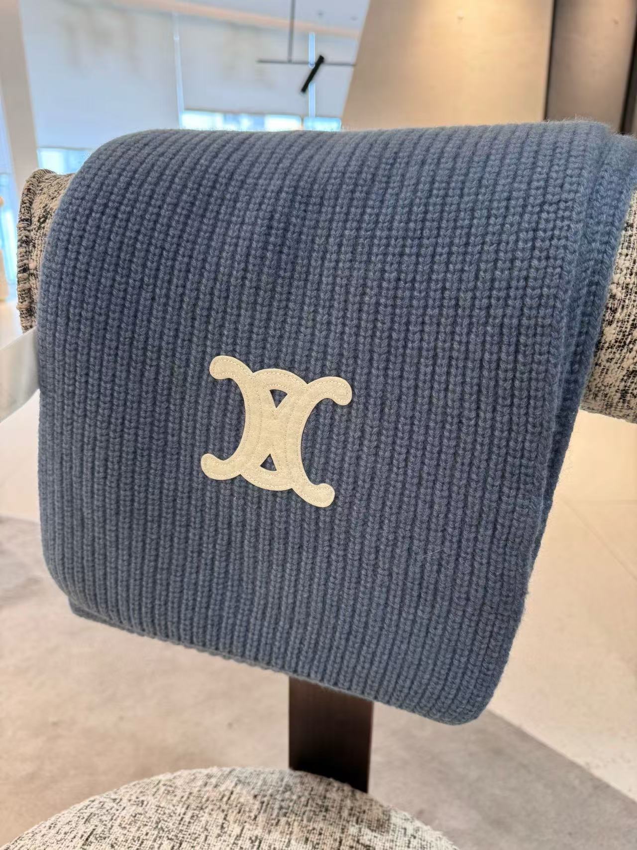 CEL1NE 凱旋門 ウール スカーフ【50％割引+送料無料】