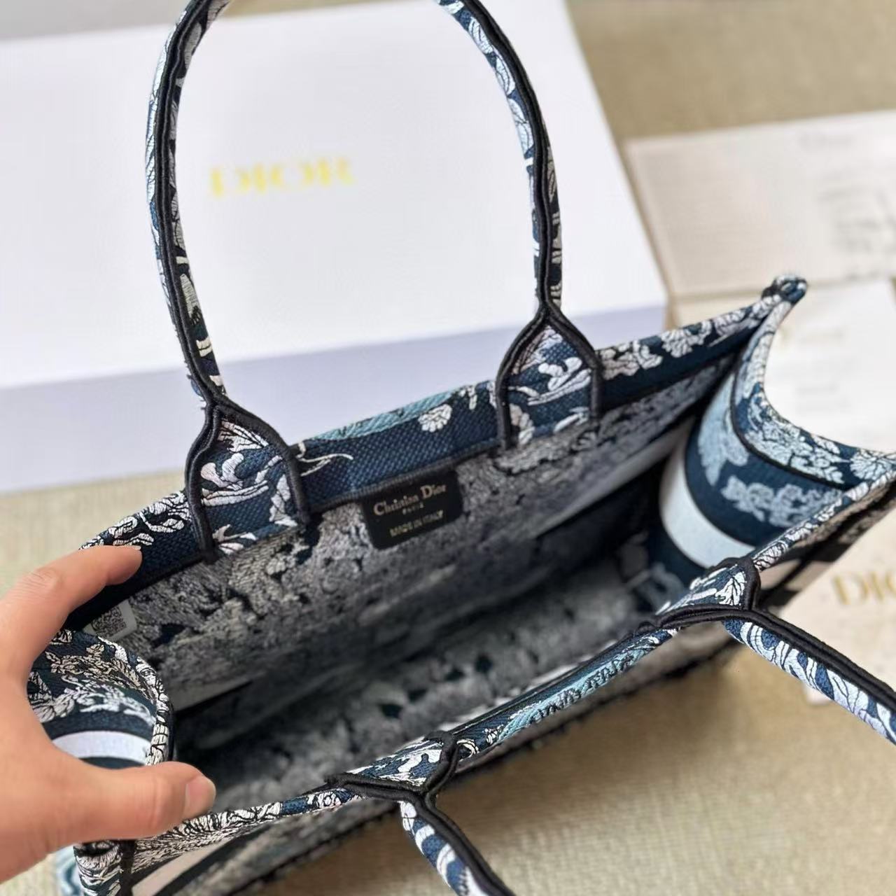 DI0R book toteプリントされたショッピングバッグ 【50％割引+送料無料】