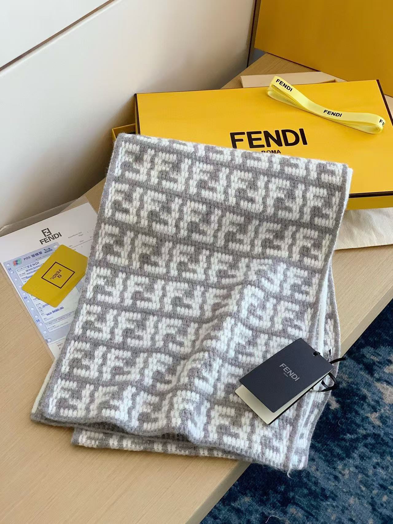 FEND1 FF カシミアスカーフ【50％割引+送料無料】