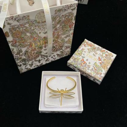 DI0R トンボ マザーオブパール ブレスレット【50％割引+送料無料】