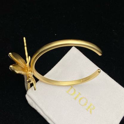 DI0R トンボ マザーオブパール ブレスレット【50％割引+送料無料】