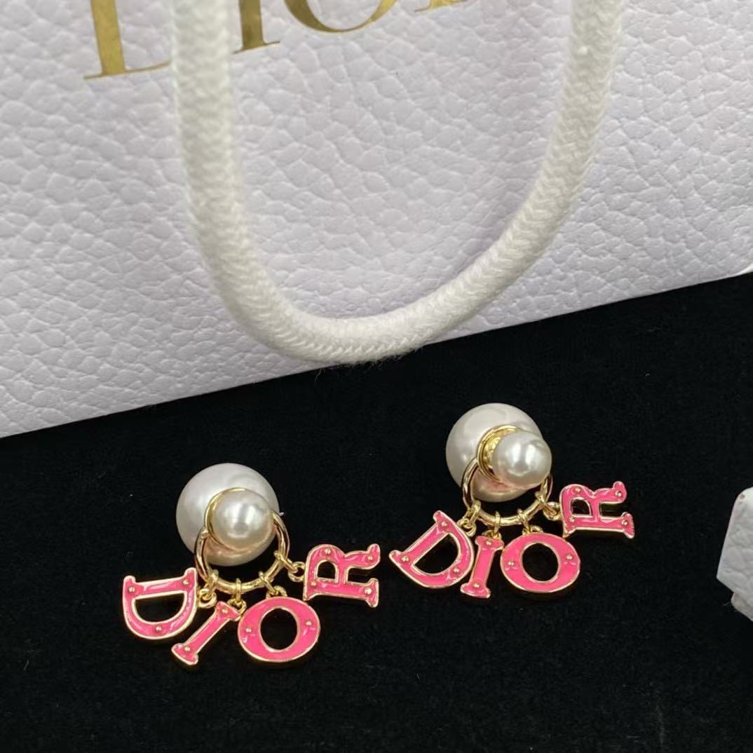 DI0Rレターパールイヤリング【50％割引+送料無料】