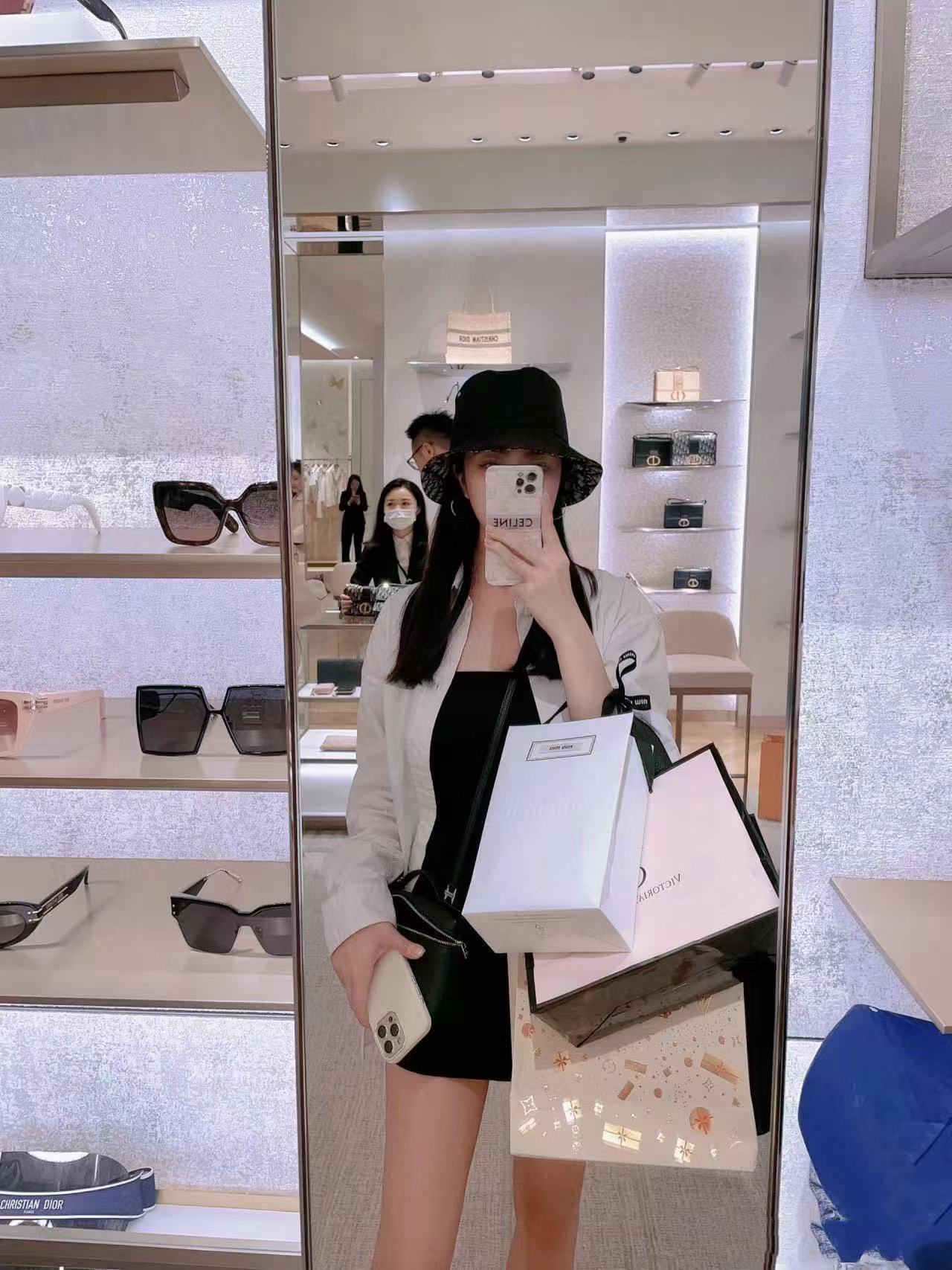 DI0R フルロゴ バケットハット【50％割引+送料無料】