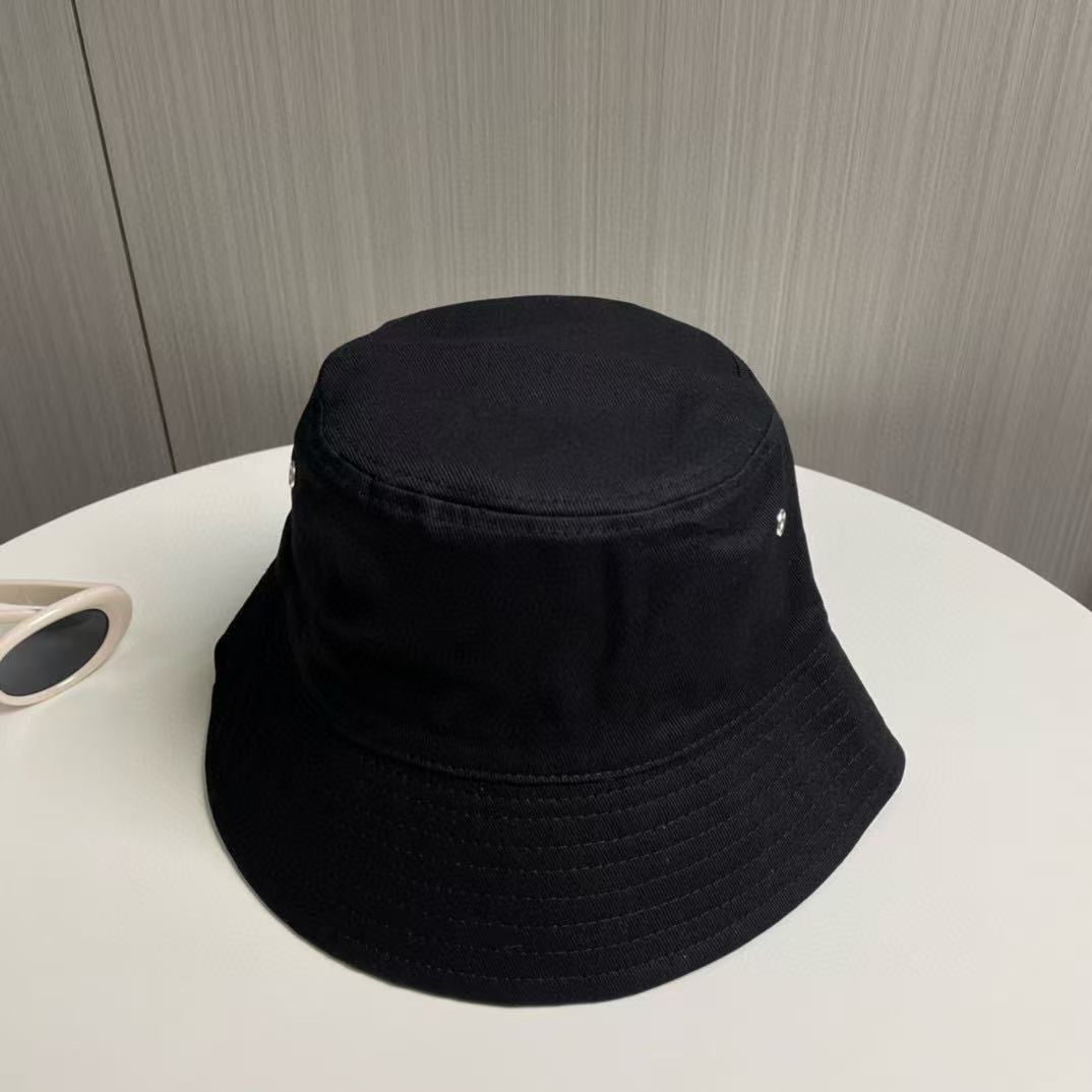 DI0R フルロゴ バケットハット【50％割引+送料無料】