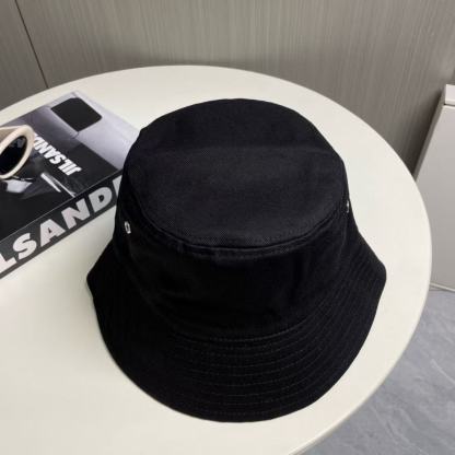 DI0R フルロゴ バケットハット【50％割引+送料無料】