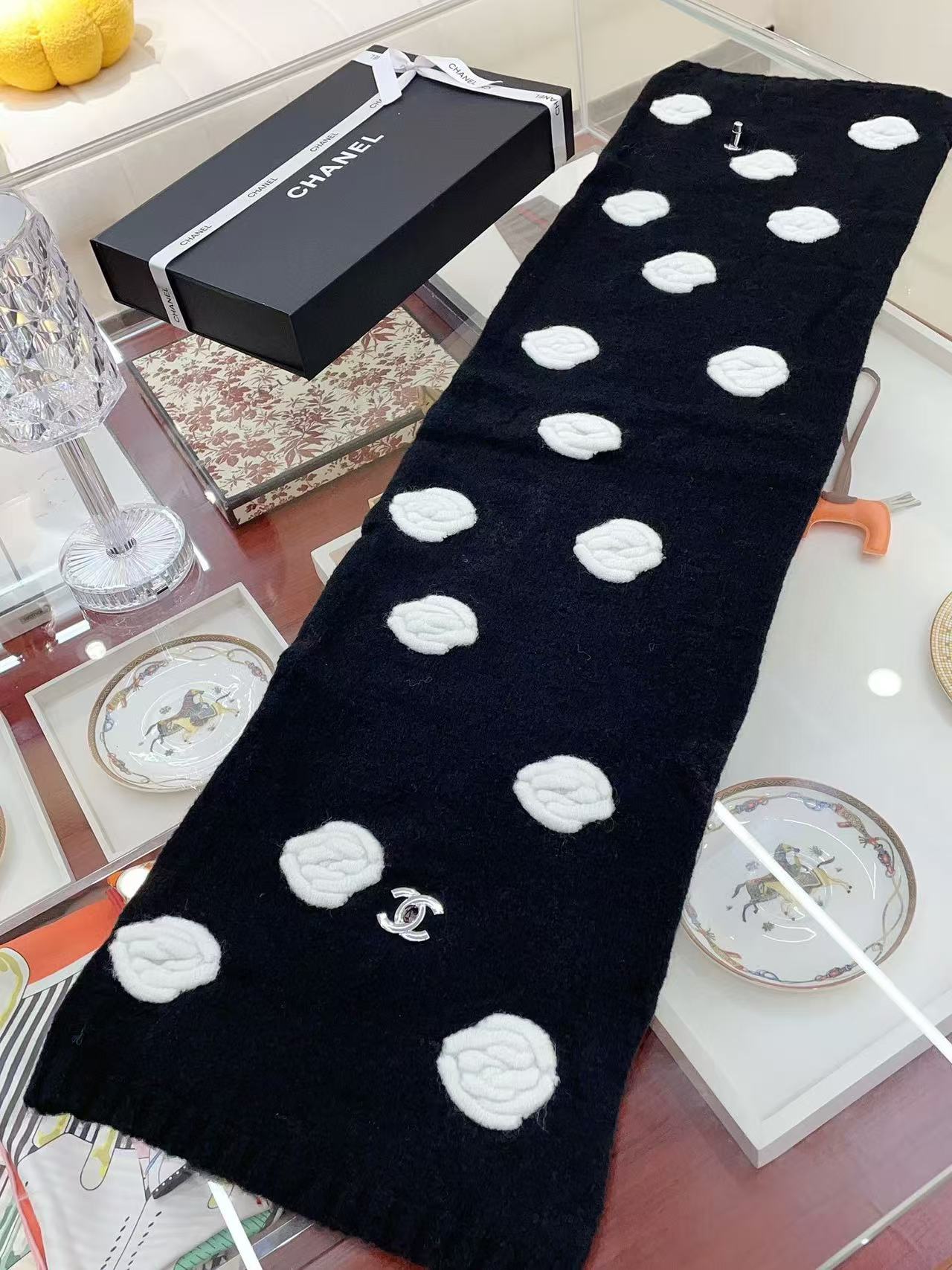 CHANE1 フローラルウールスカーフ【50％割引+送料無料】