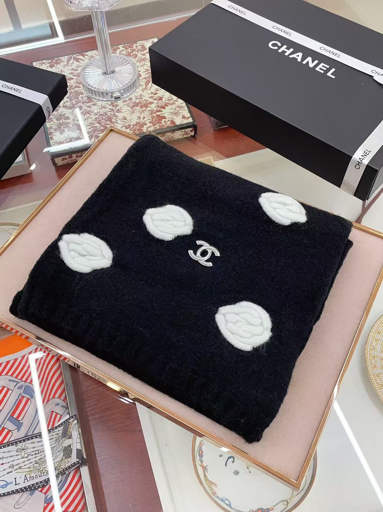 CHANE1 フローラルウールスカーフ【50％割引+送料無料】