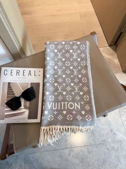 LV 老眼用フリンジウールスカーフ【50％割引+送料無料】