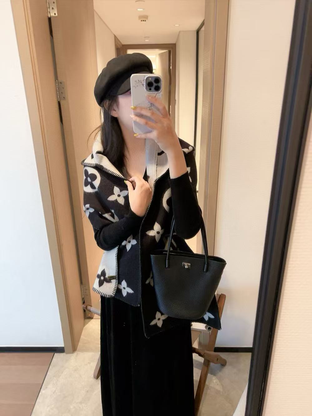 LV フード付きカシミヤスカーフ【50％割引+送料無料】