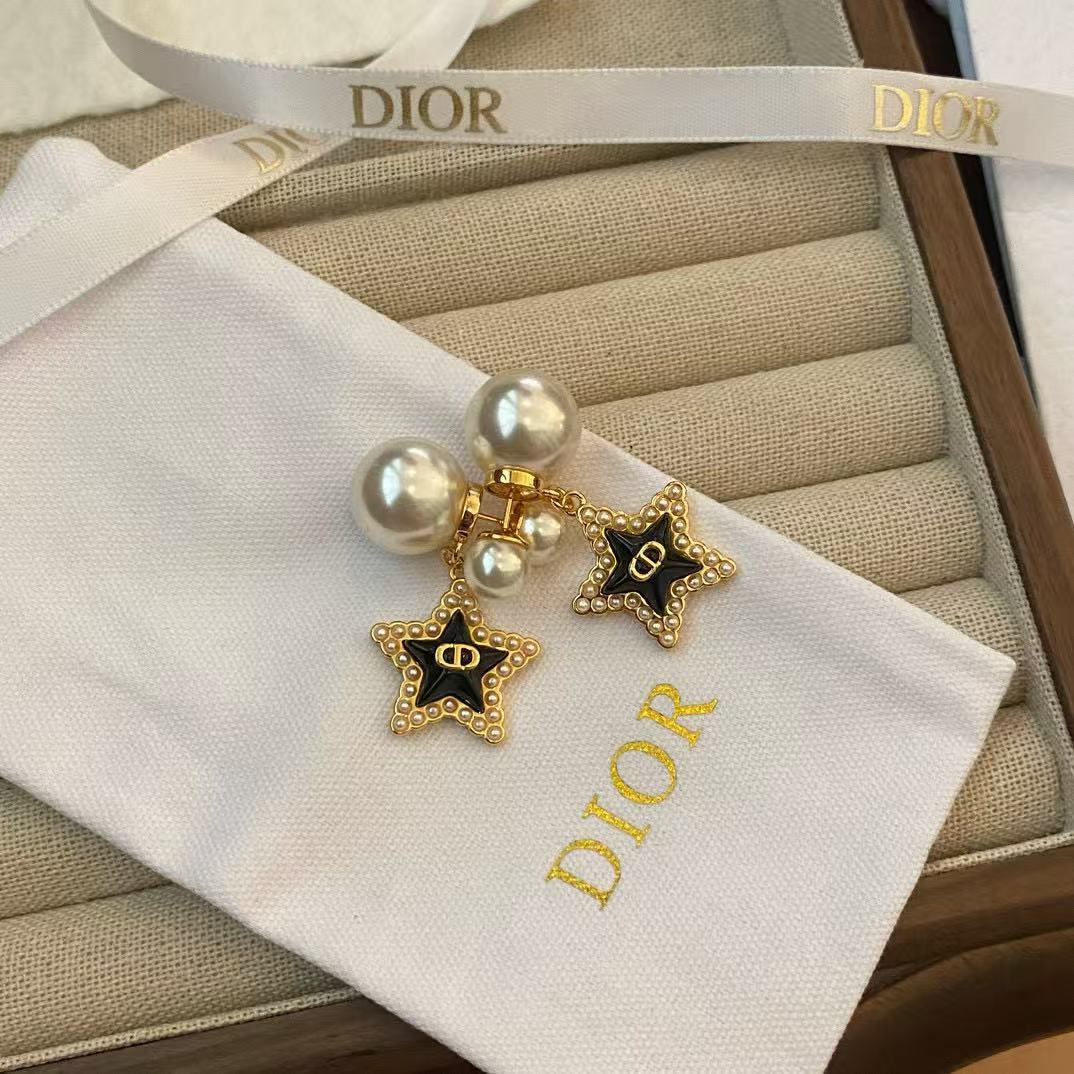 DI0R 樹脂五芒星パールイヤリング【50％割引+送料無料】