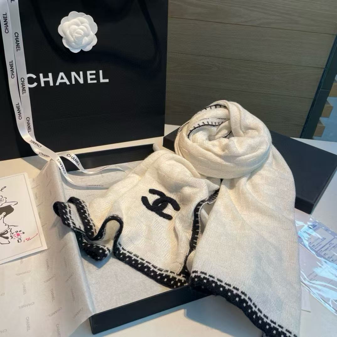 CHANE1 シンプルカシミヤスカーフ【50％割引+送料無料】