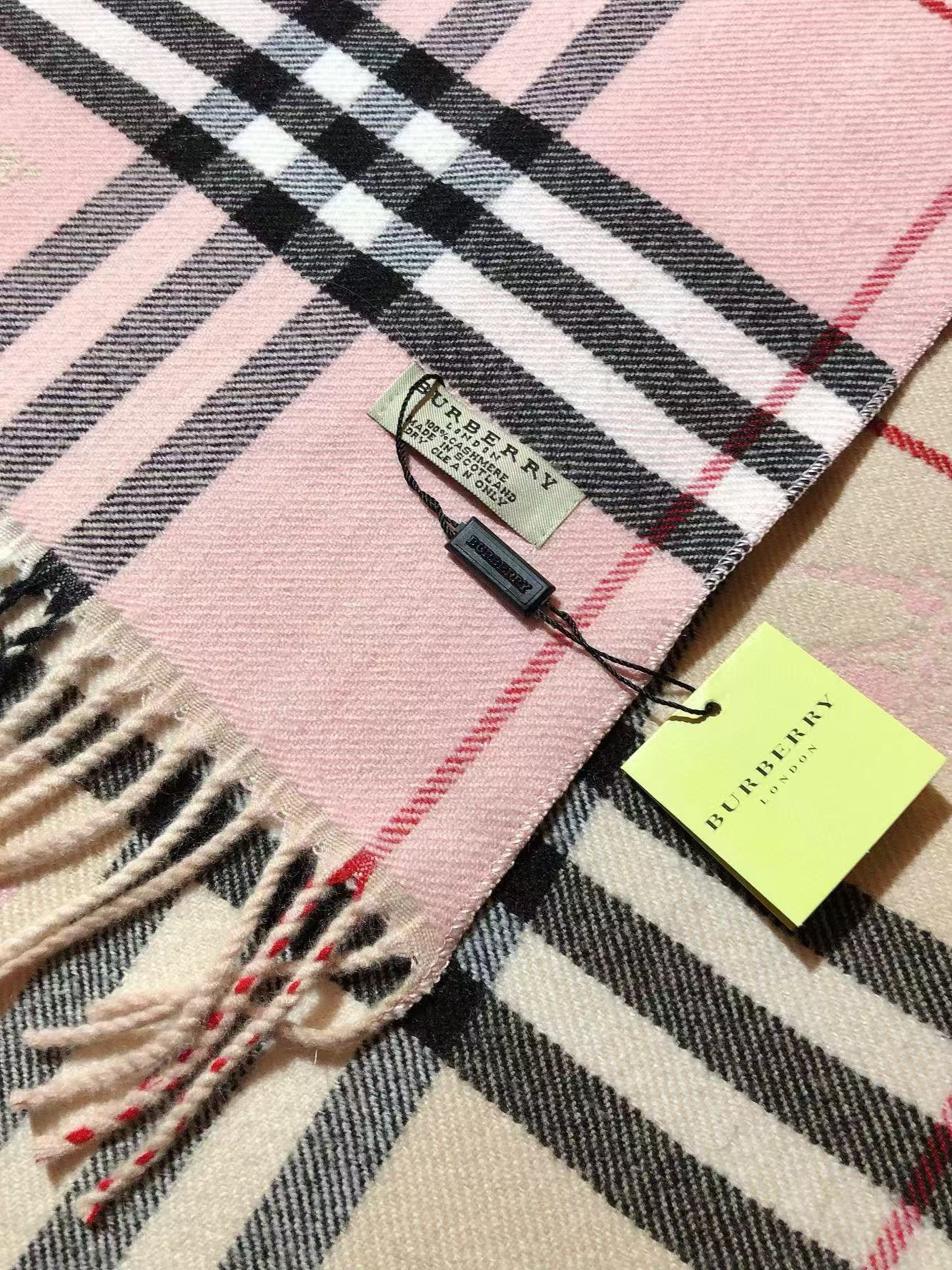 BUR8ERRY チェック柄カシミアフリンジスカーフ【50％割引+送料無料】