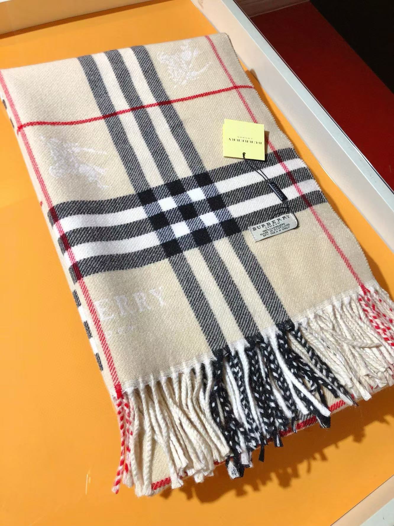 BUR8ERRY チェック柄カシミアフリンジスカーフ【50％割引+送料無料】
