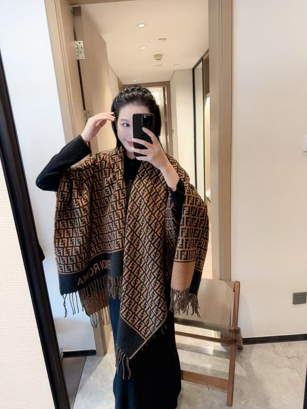 FEND1 タッセルカシミヤスカーフ【50％割引+送料無料】