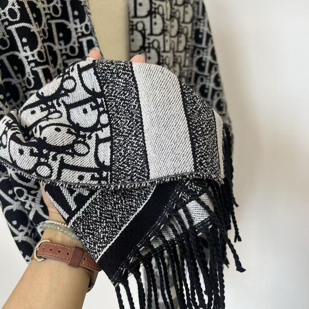 DI0R モノグラム タッセル カシミア スカーフ【50％割引+送料無料】