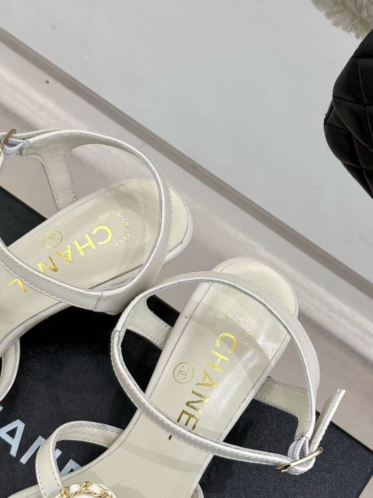 CHANE1 高品質カメリアハイヒールサンダル【50％割引+送料無料】