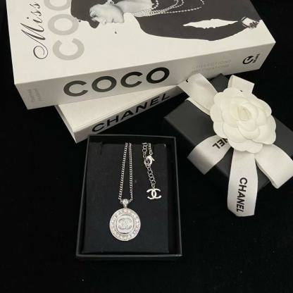 CHANE1 ラウンドダブルCフルダイヤモンドネックレス【50％割引+送料無料】