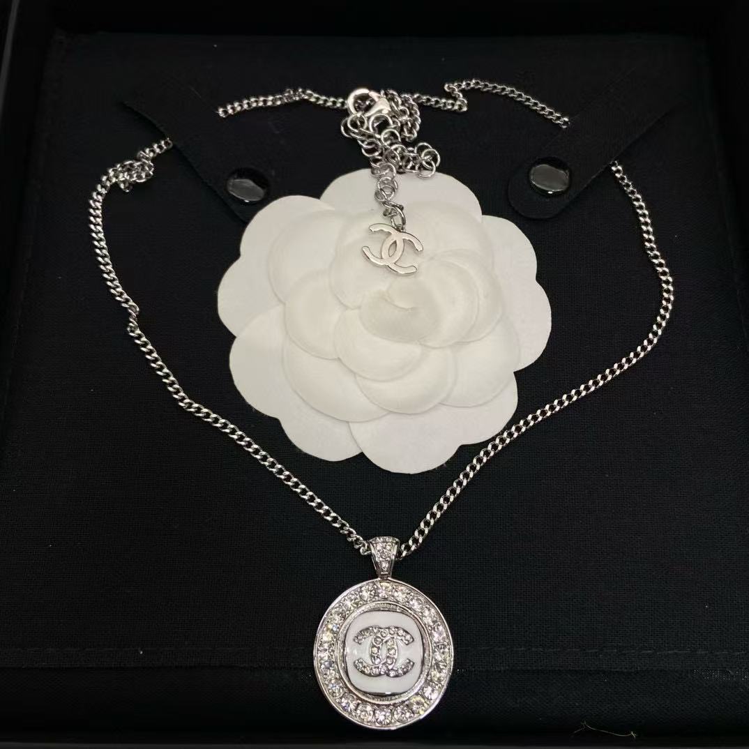 CHANE1 ラウンドダブルCフルダイヤモンドネックレス【50％割引+送料無料】