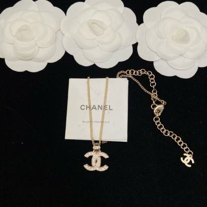 CHANE1 ダブルC フルダイヤモンドネックレス【50％割引+送料無料】