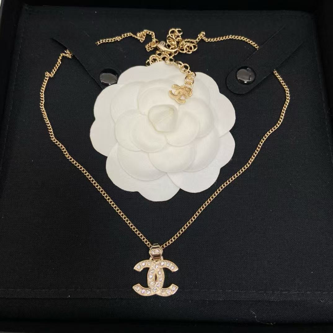 CHANE1 ダブルC フルダイヤモンドネックレス【50％割引+送料無料】