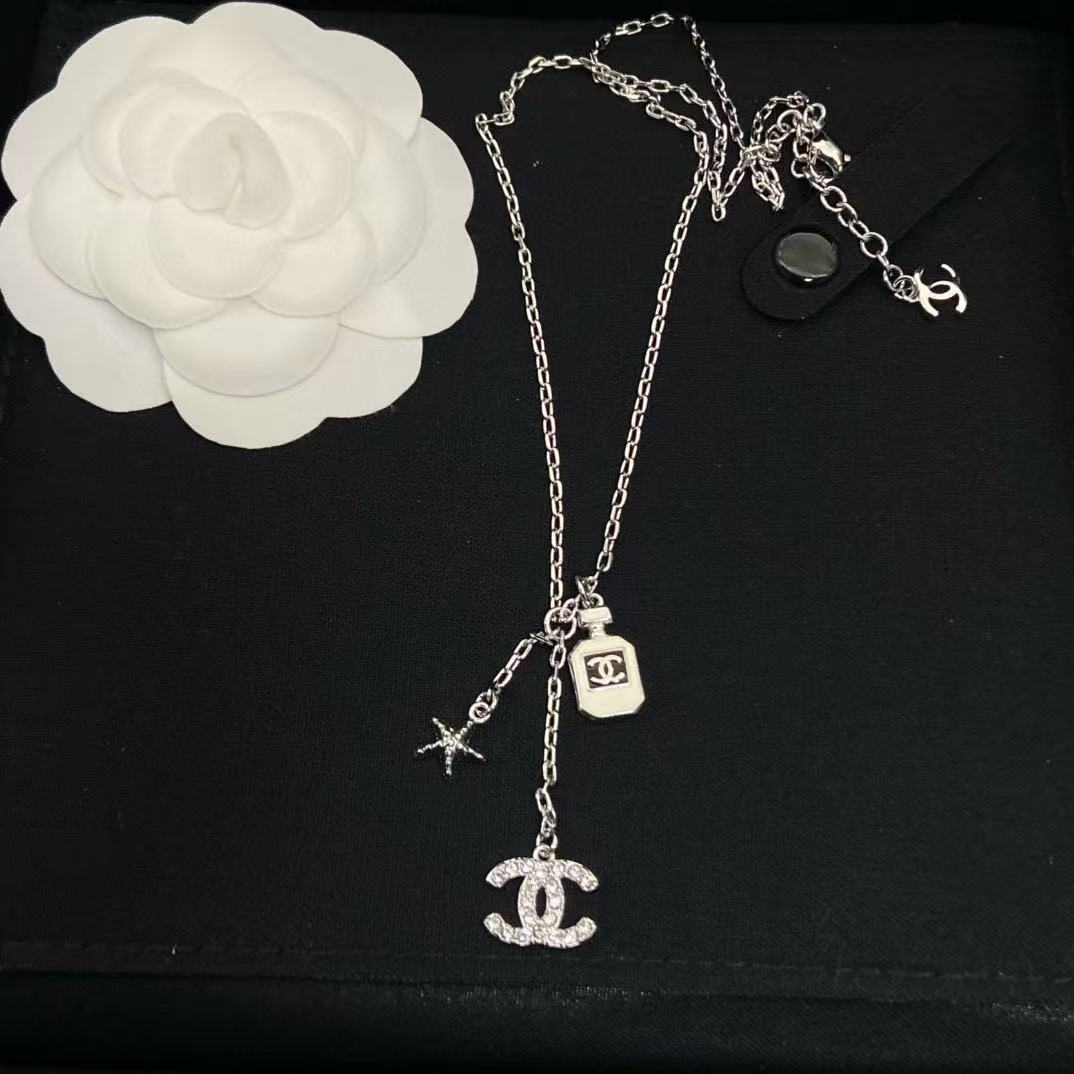 CHANE1 香水瓶タッセルネックレス【50％割引+送料無料】