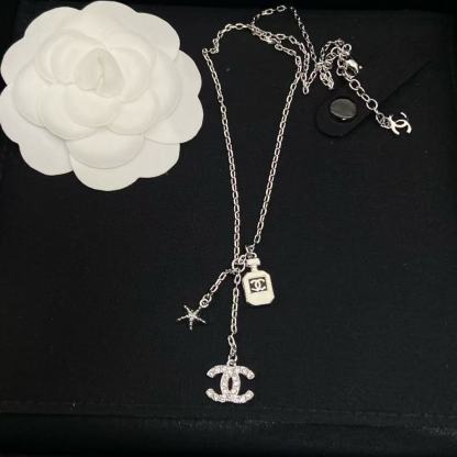 CHANE1 香水瓶タッセルネックレス【50％割引+送料無料】