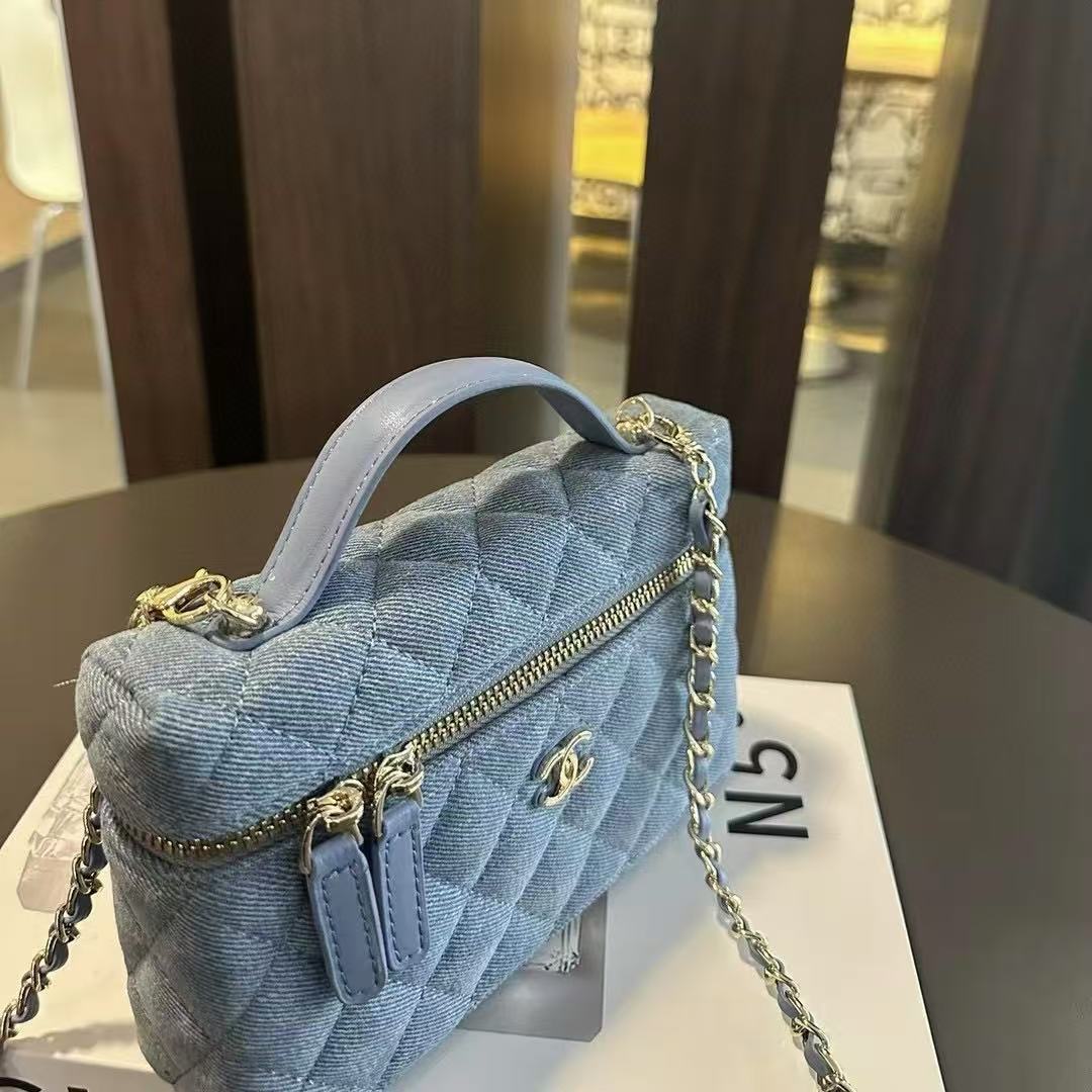 CHANE1 デニムチェーンバッグ【50％割引+送料無料】
