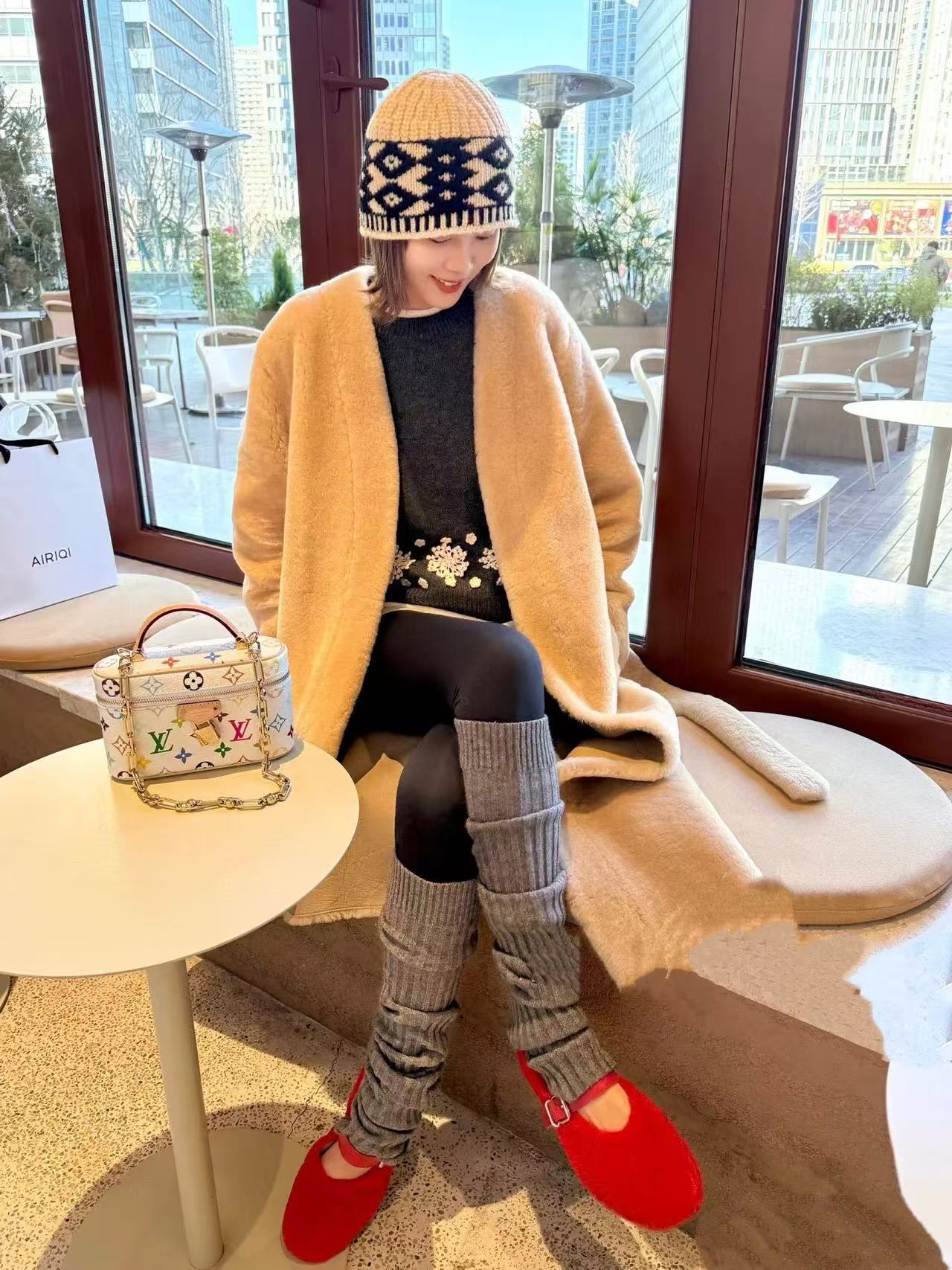 LVチェーンのカラフルなコスメバッグ【50％割引+送料無料】