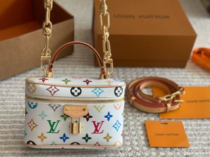 LVチェーンのカラフルなコスメバッグ【50％割引+送料無料】