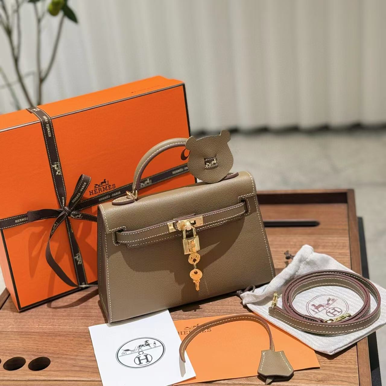 HERME5 高品質ケリー 第二世代 レザーハンドバッグ【50％割引+送料無料】